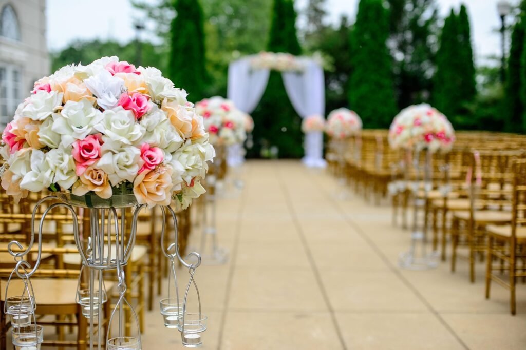 wedding, aisle, flower arrangement, bloom, blossom, nature, bouquet, celebration, chairs, decoration, flora, flowers, flower wallpaper, roses, flower background, event, beautiful flowers, wedding photography, wedding preparations